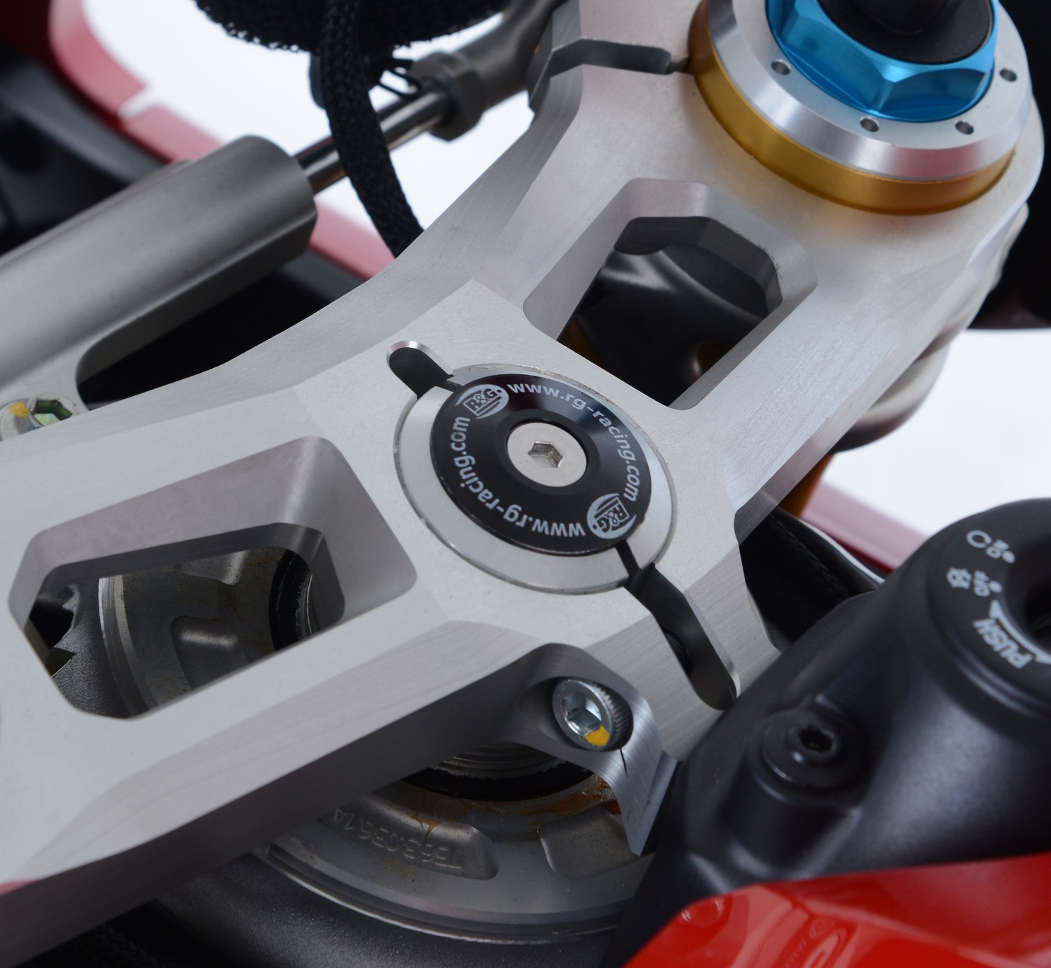 R&G Racing Top Yoke Plug for Ducati Panigale V4 '17-19 & Panigale V4S '18-19 models R&G Racing Top Yoke Plug for Ducati Panigale V4 '17-19 & Panigale V4S '18-19 models